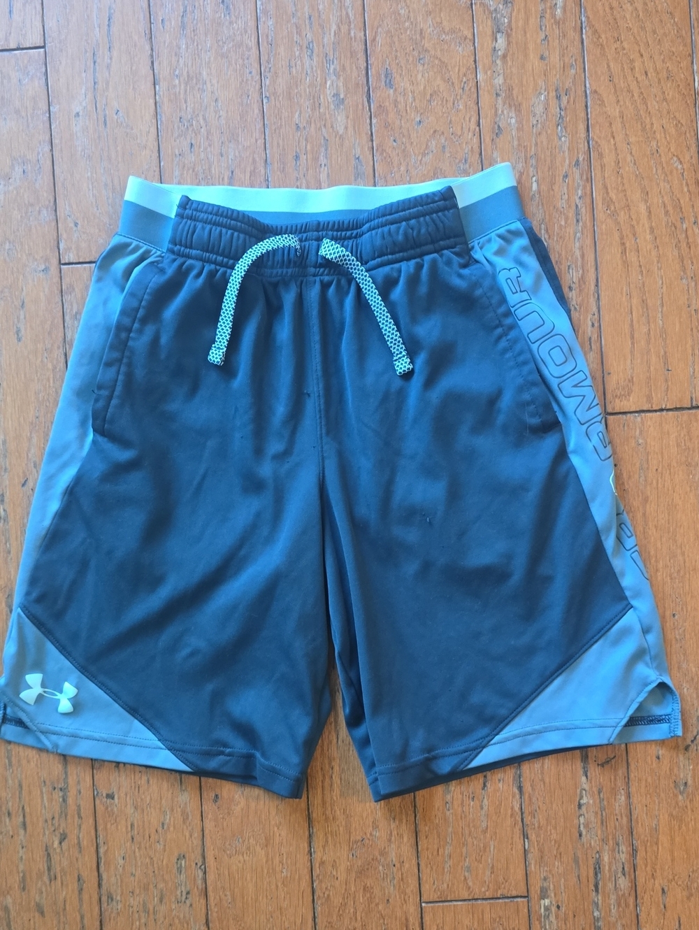 Under Armour Boys  Athletic Shorts